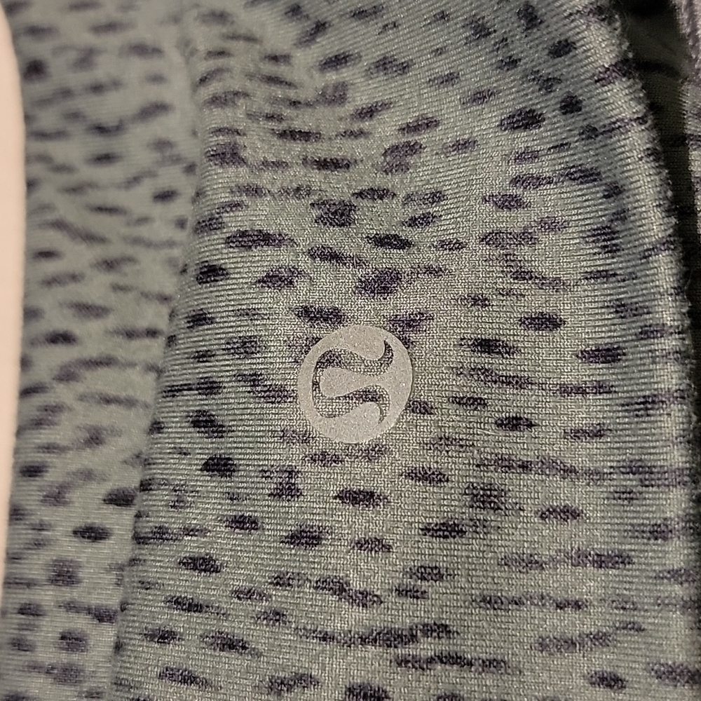 Lululemon girls shorts